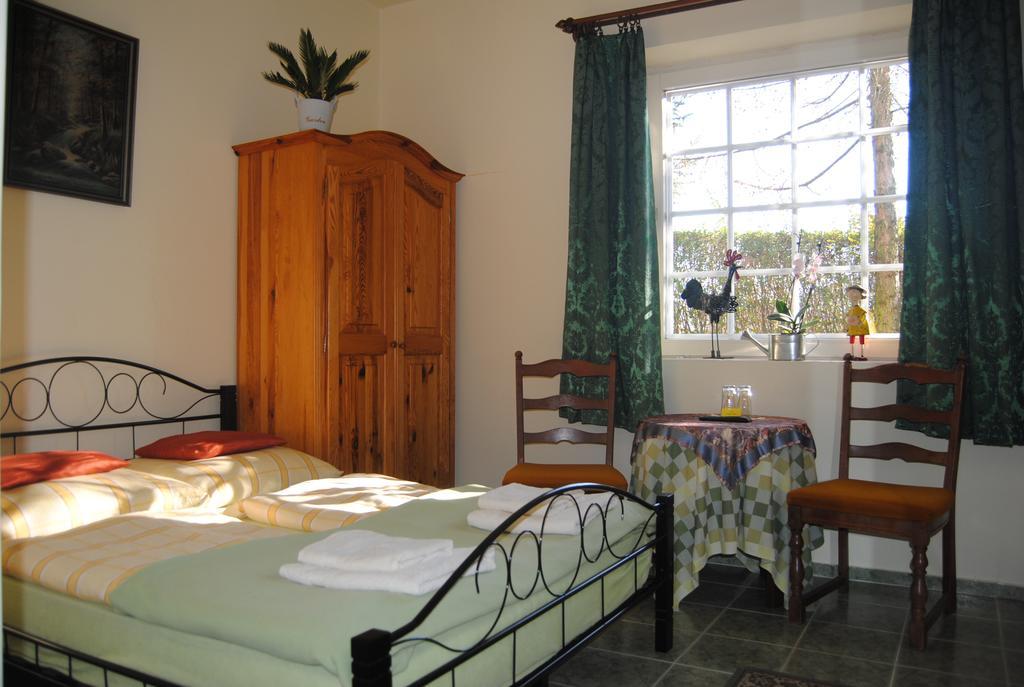 Villa Hedi Panzió Dunakiliti Esterno foto